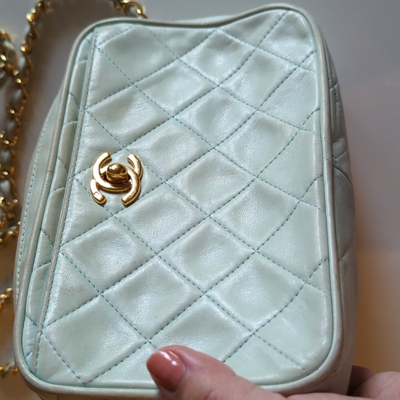Chanel authentic bag from early 2000s - Picture 3 of 14